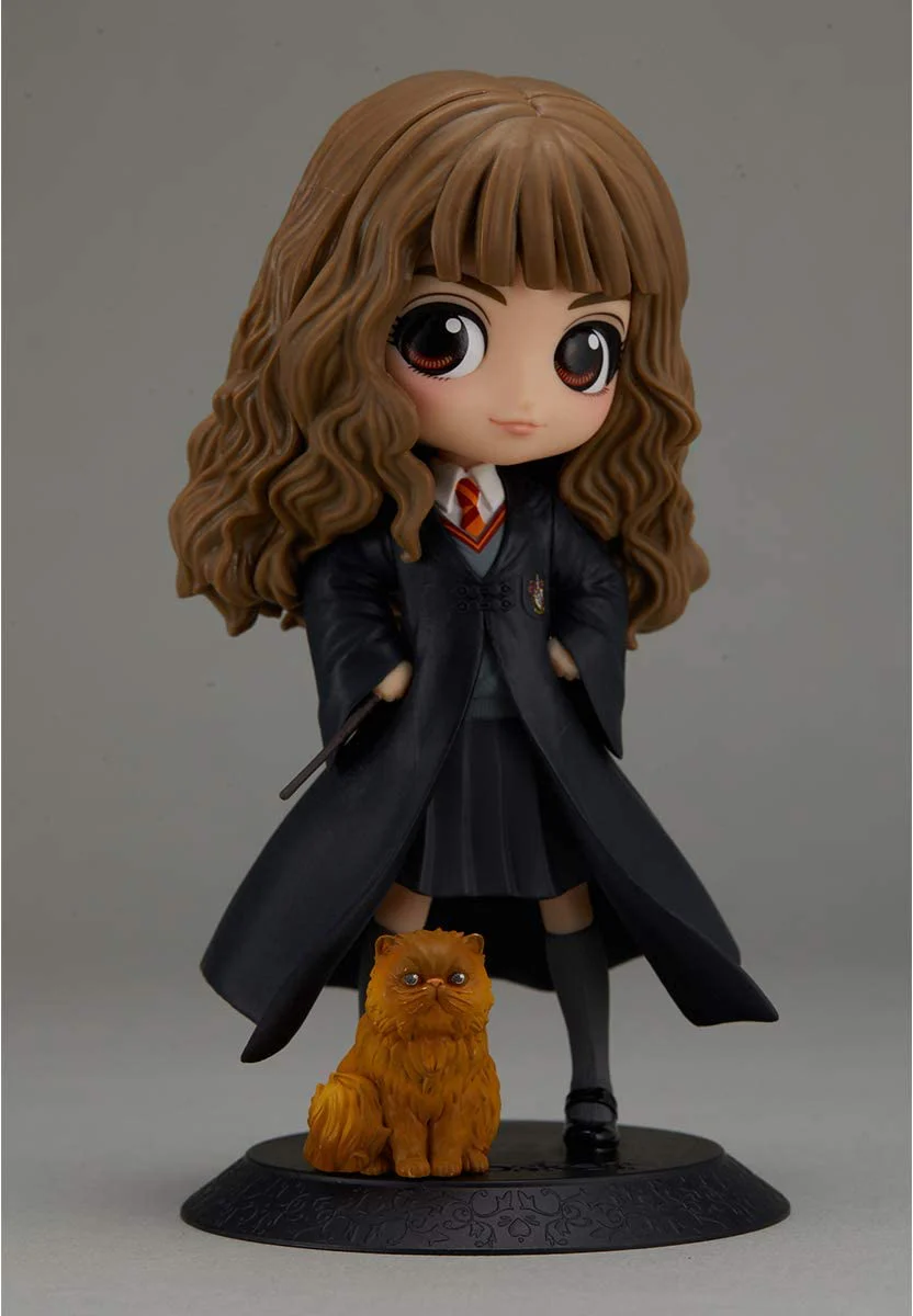 Banpresto Q posket Harry Potter Hermione Granger with Crookshanks Figure - Image 1