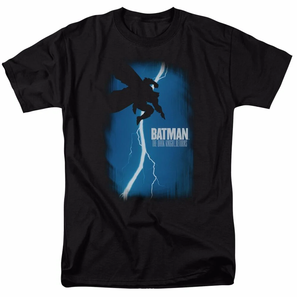Batman Dark Knight Returns Cover DC Comics Adult T-Shirt - Image 1