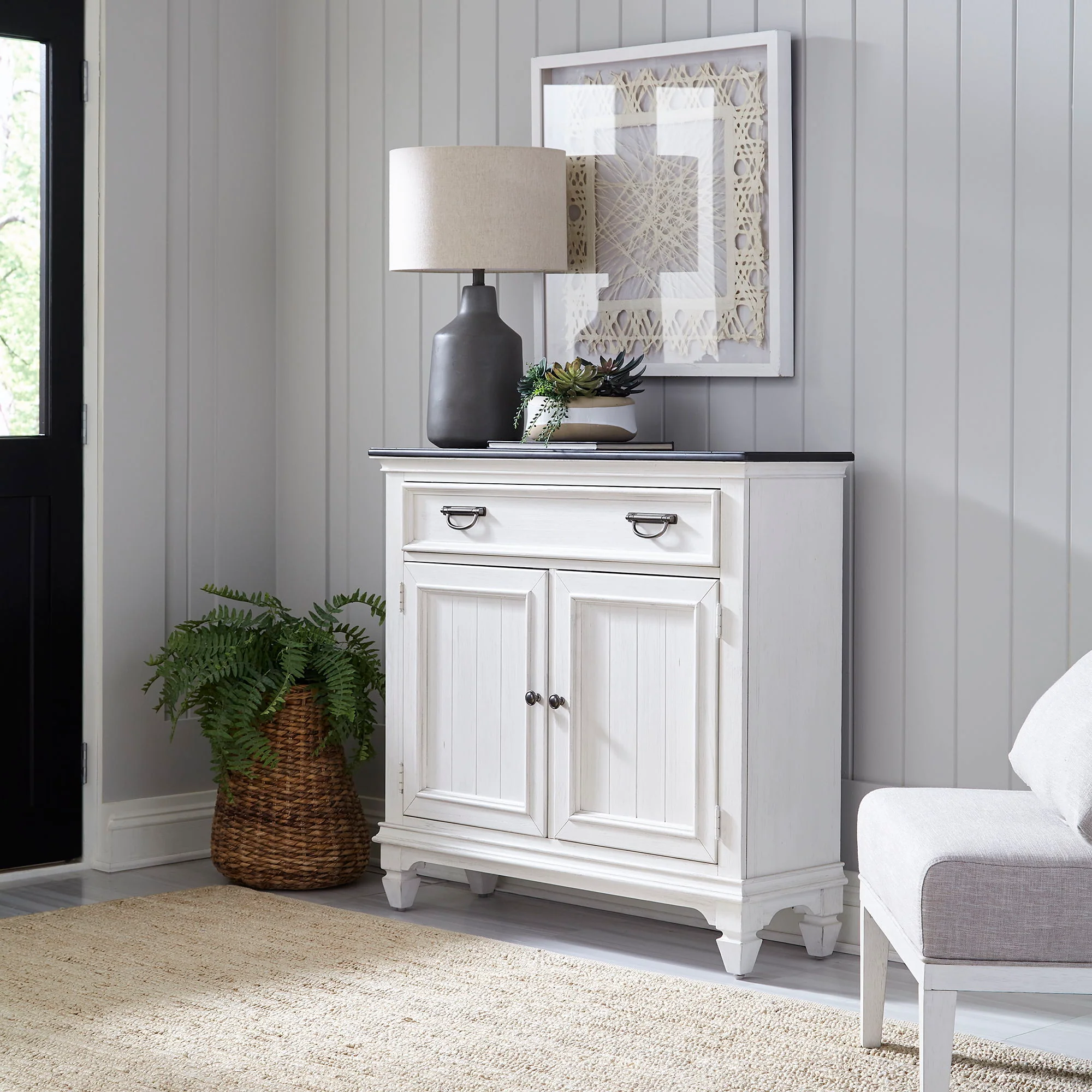 Allyson Park – Accent Hall Console – Wirebrushed White / Charcoal