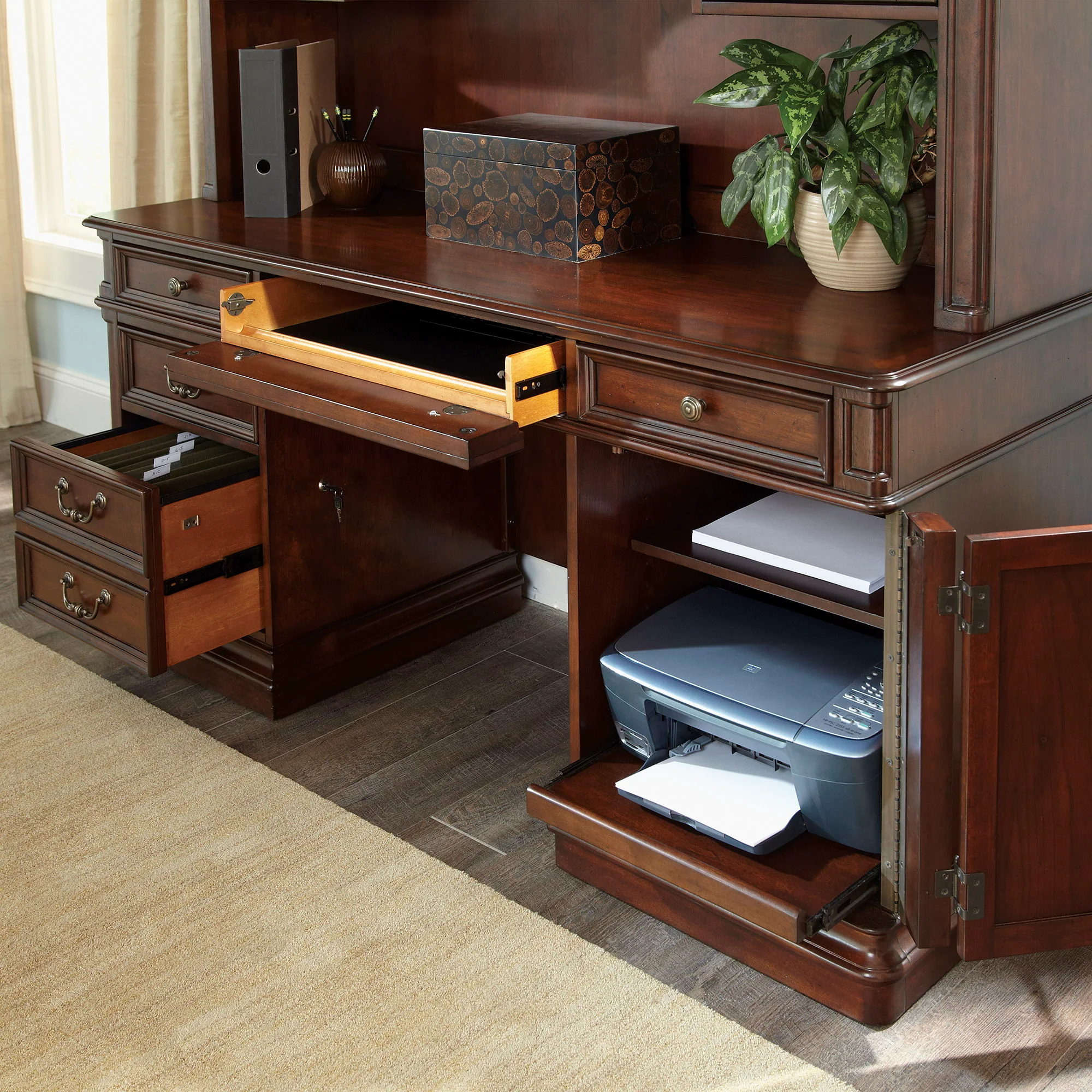 Brayton Manor - Credenza - Cognac - Image 1