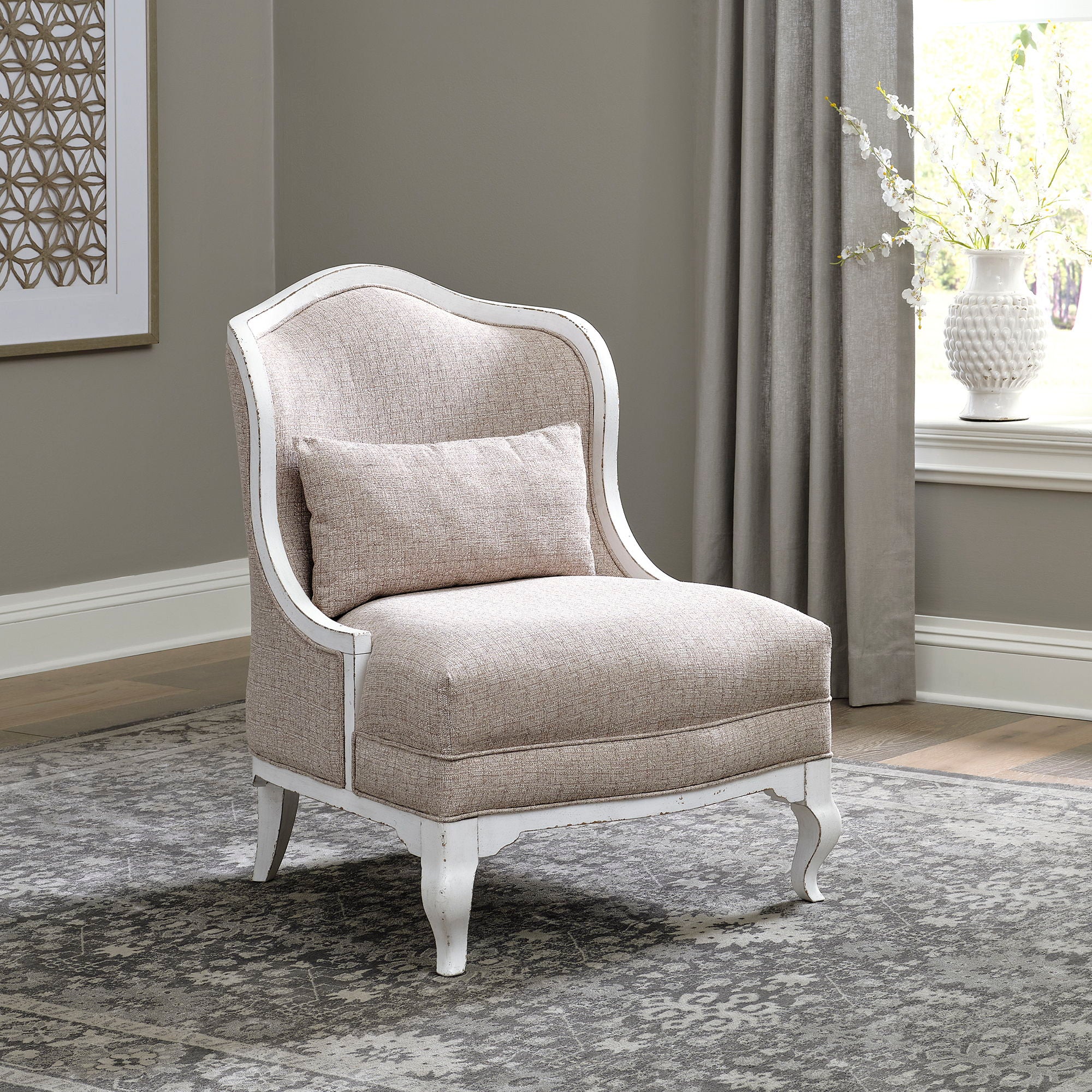 Magnolia Manor – Upholstered Accent Chair – Antique White
