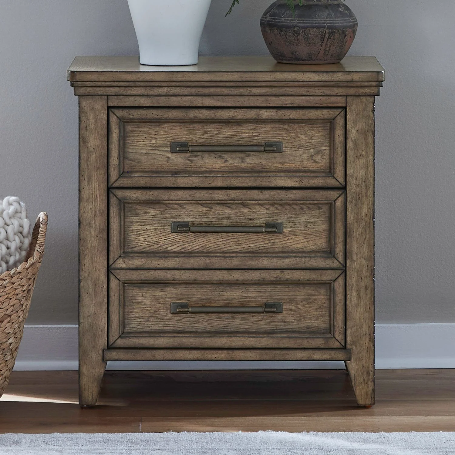 Carolina Park – Nightstand With Charging Station – Amber Brown