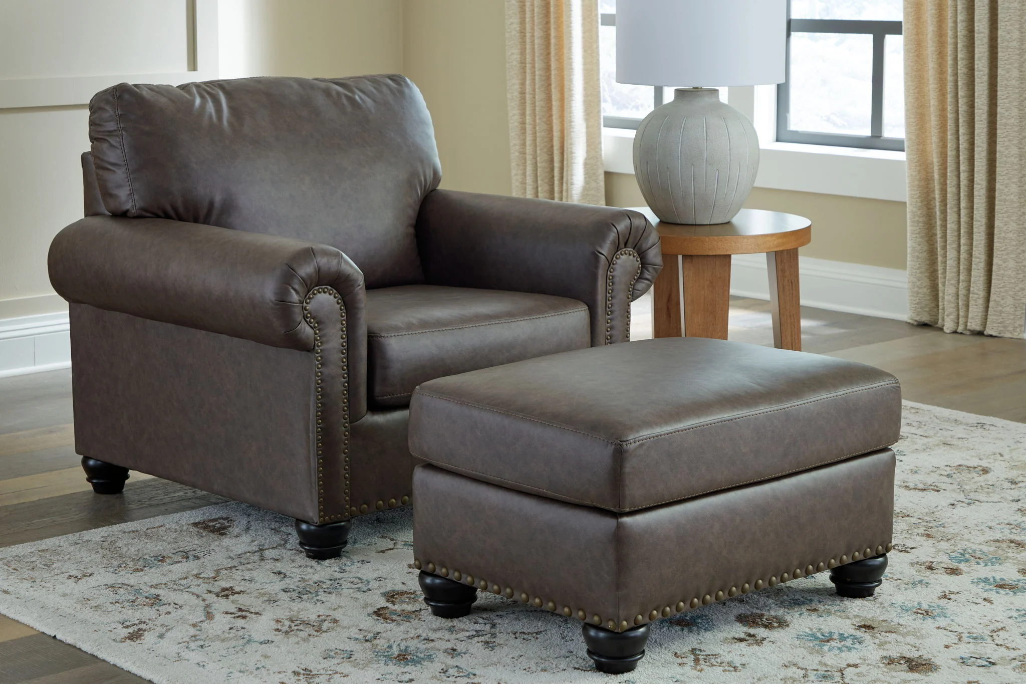 Roxmere - Living Room Set - Image 1