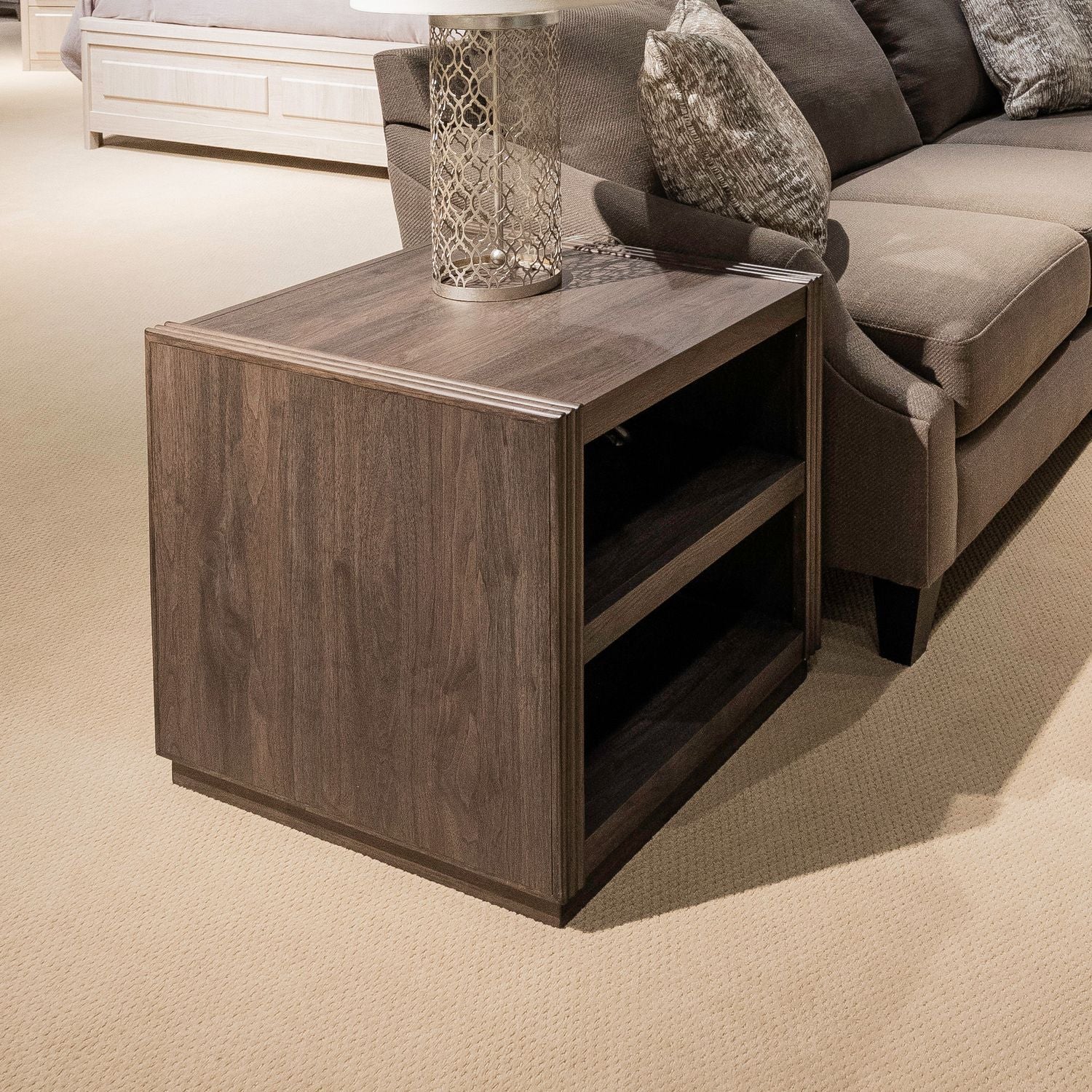 Modern Edge - Table - Image 3