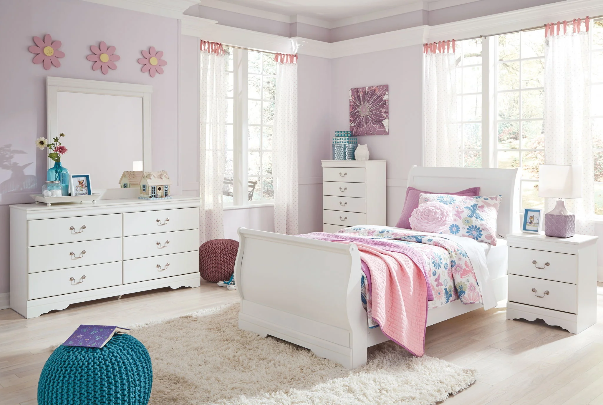 Anarasia – Sleigh Bed Set