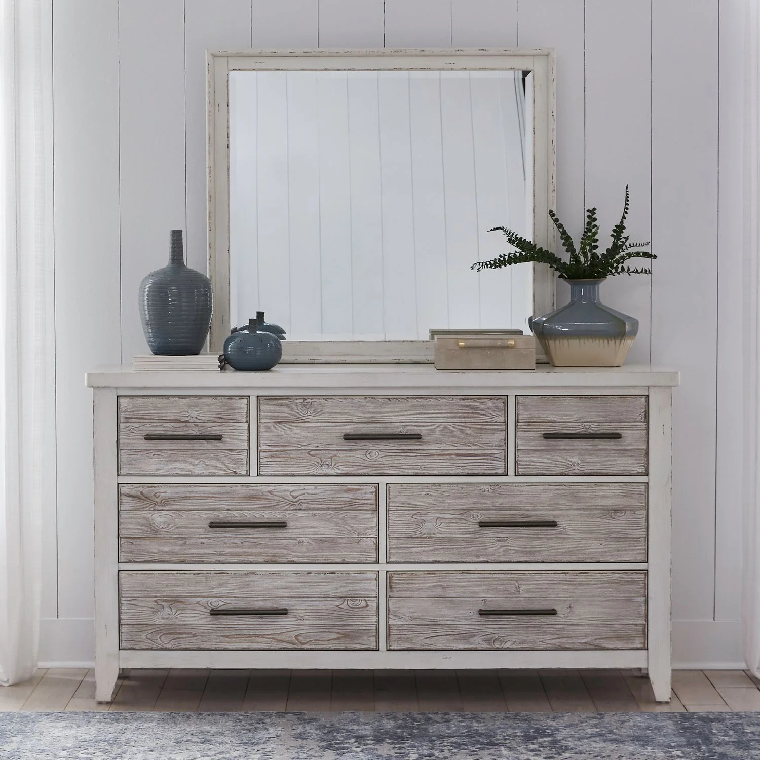 Backroads – Dresser & Mirror – Weathered White