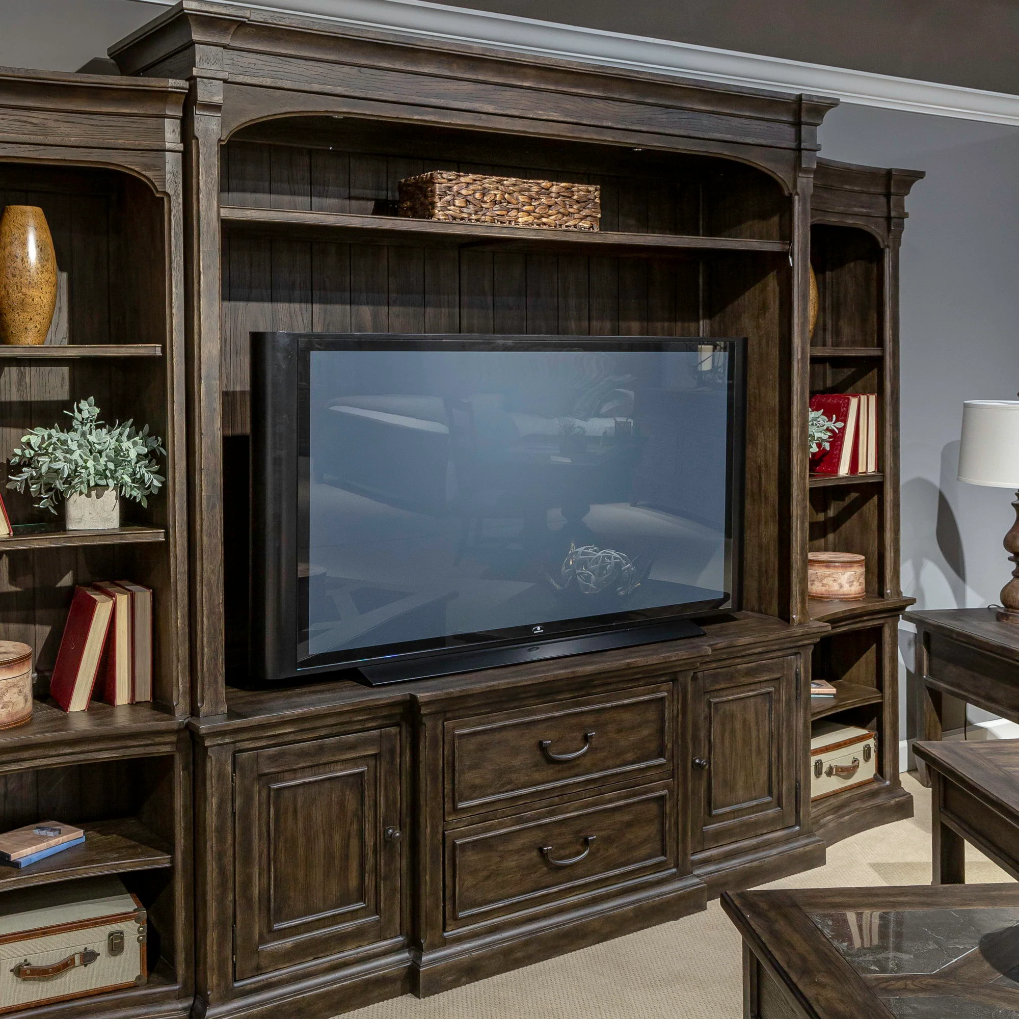 Paradise Valley - Entertainment Center - Image 2
