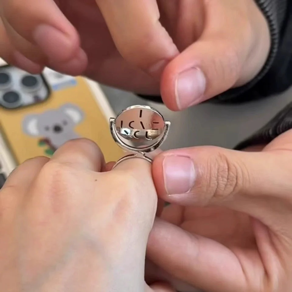 Rotating Disc I Love You Couple Ring - Image 3