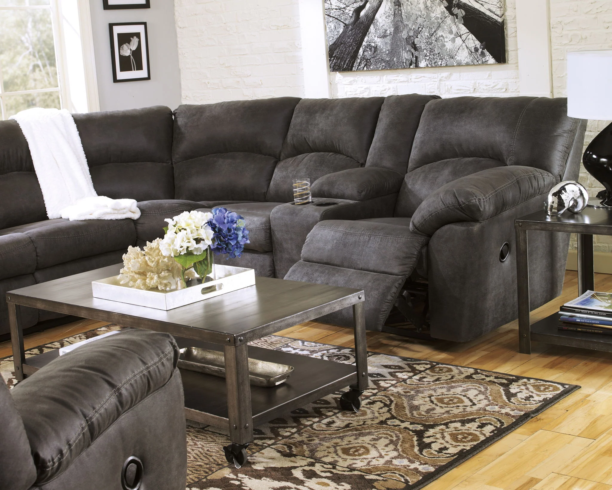 Tambo - Reclining Sectional - Image 2