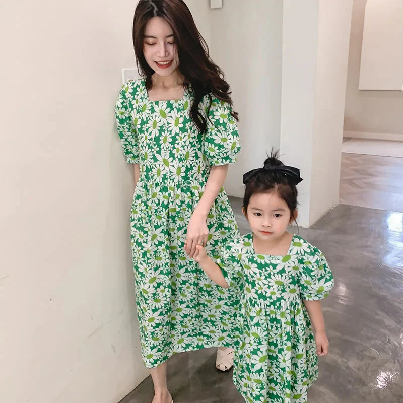 Cute Matching Mother Daughter Floral Print Sleeveless Top - Image 3