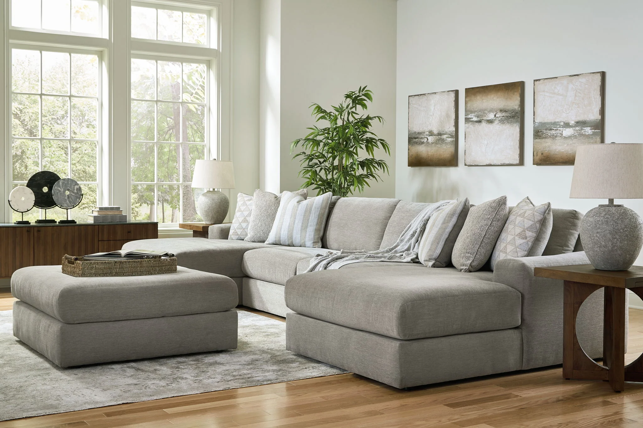 Avaliyah – Living Room Set