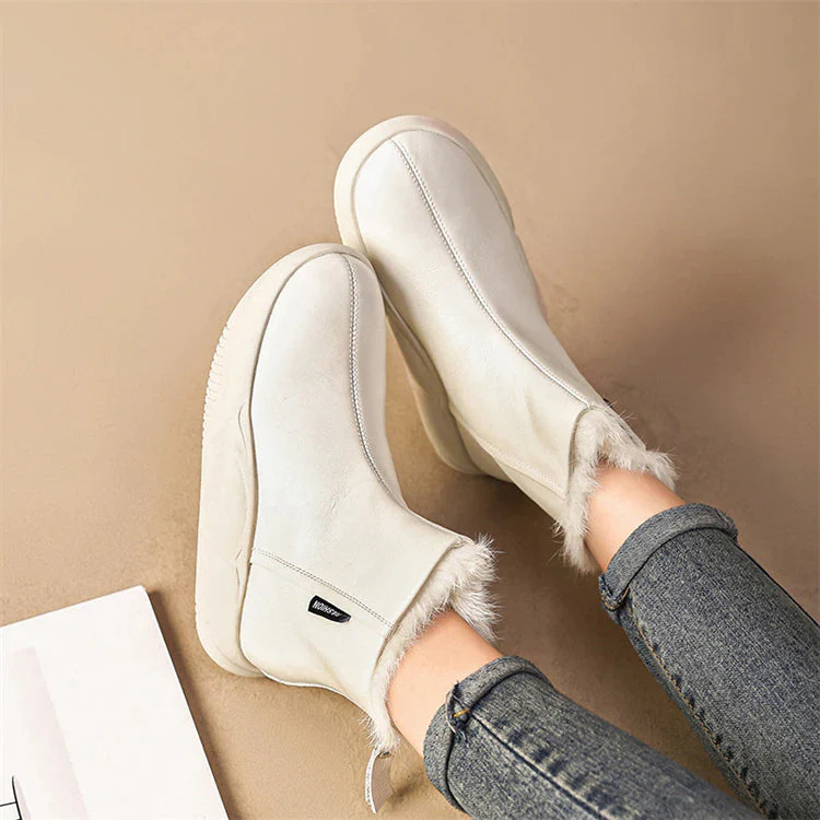 Snowbound Leather Snow Boots - Image 3