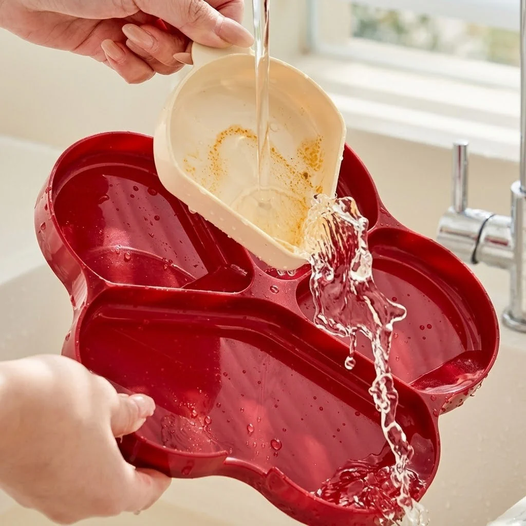 Flower-Shaped Divided Food Tray - Image 3