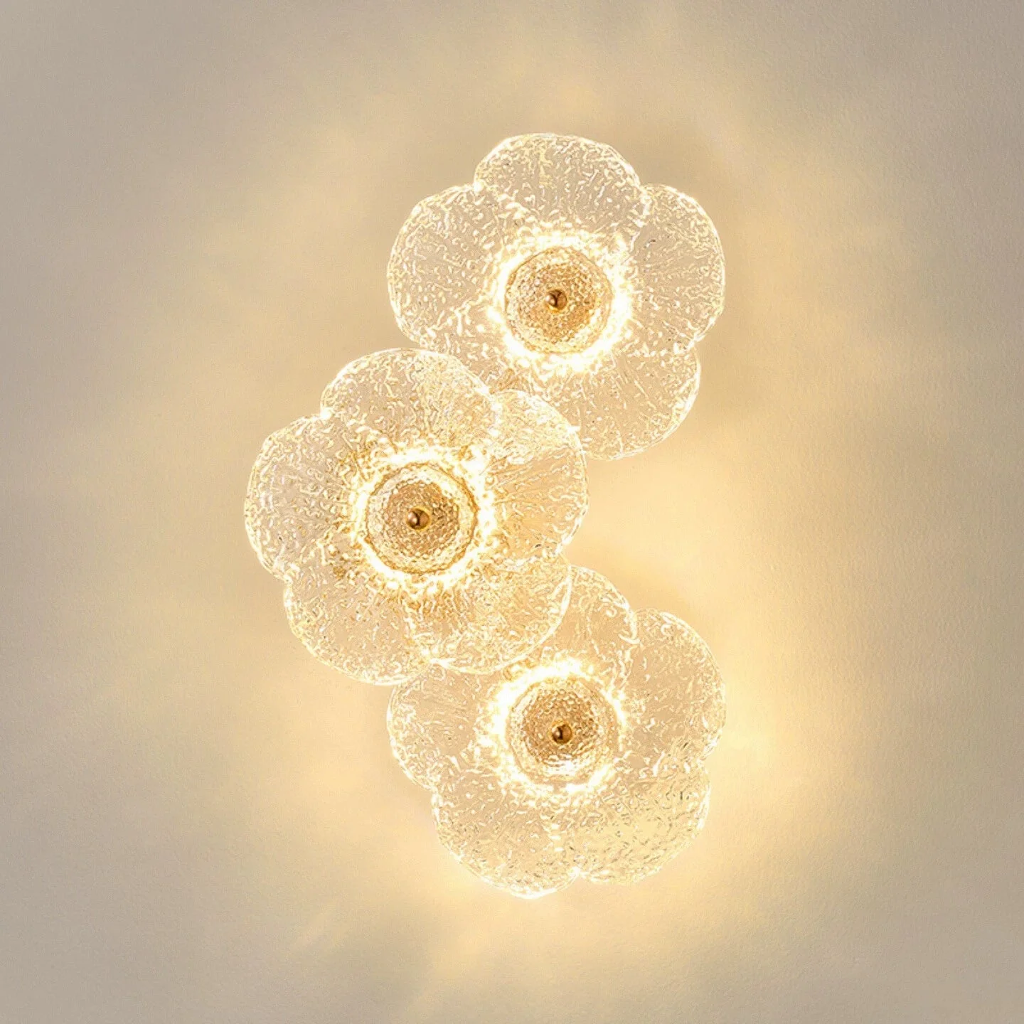 Fiorella Textured Glass Flower Wall Sconce Lamp - Image 2
