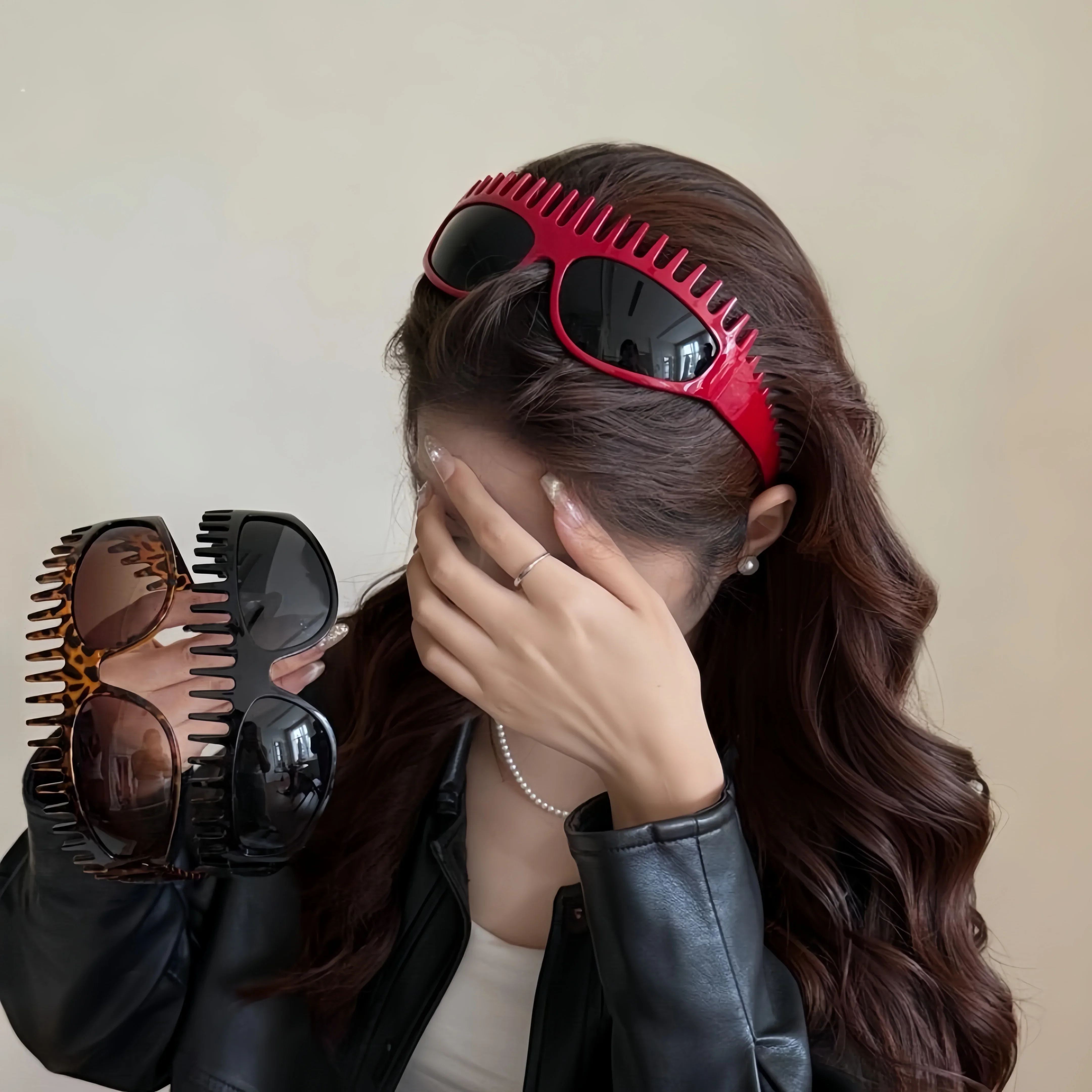 Futuristic Comb-Top Headband Sunglasses - Image 3