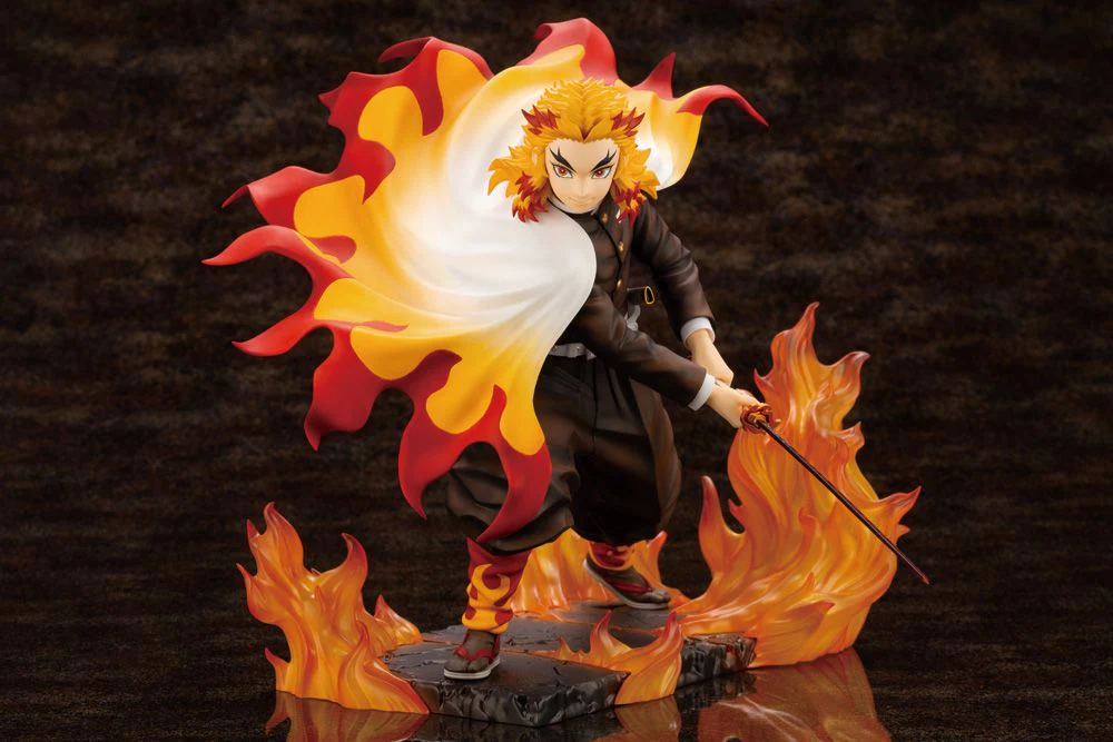 Kotobukiya Demon Slayer: Kimetsu no Yaiba - Kyojuro Rengoku 1/8 Scale ARTFX J Figure - Image 2