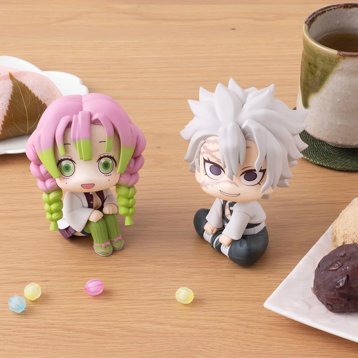 Megahouse Demon Slayer: Kimetsu No Yaiba - Mitsuri Kanroji & Sanemi Shinazugawa Look Up Series Figure Set With Gift - Image 1