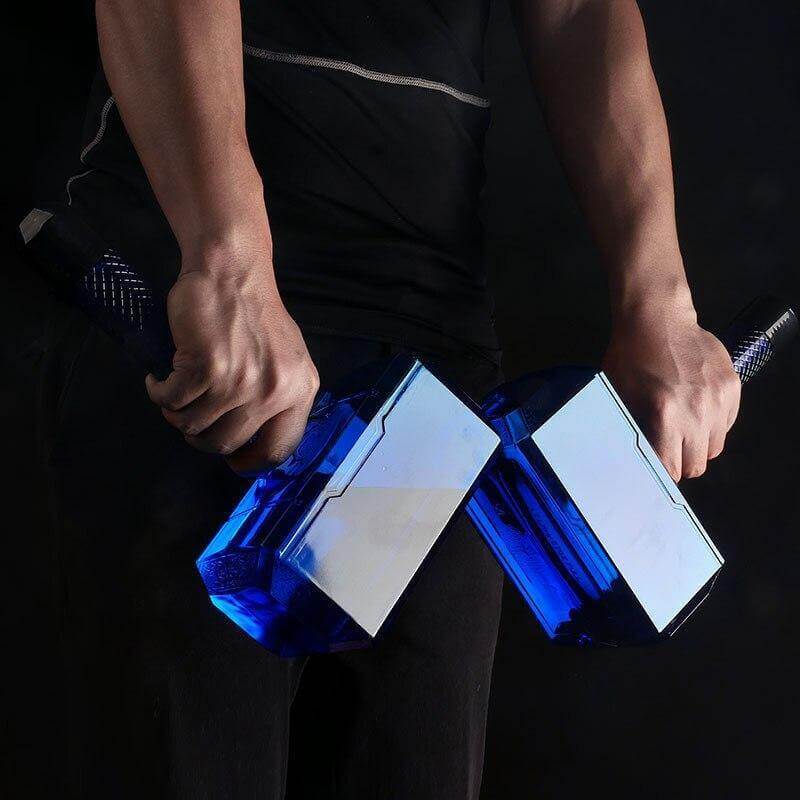 Big Capacity Hammer Shape Water Bottle - Image 2