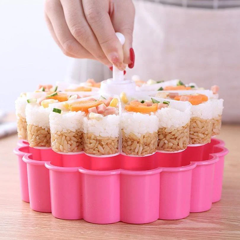 Easy Sushi Maker Mold Set - Image 3