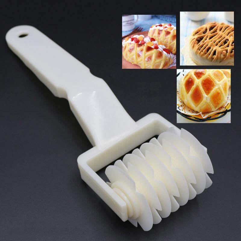 Wheel Shaped Pattern Dough Cookie Roller - Image 3
