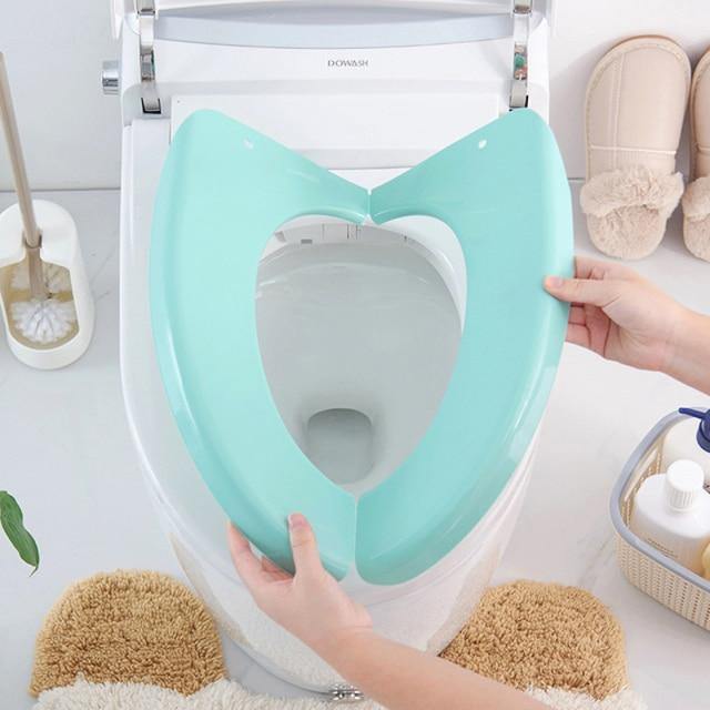 Portable Plastic Toilet Seat Cover - Image 1