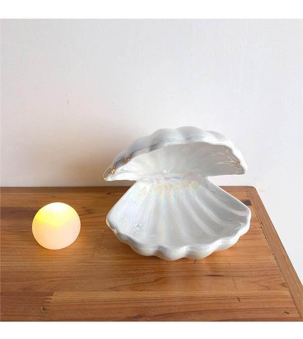 Portable Pearl in Shell Night Light - Image 3