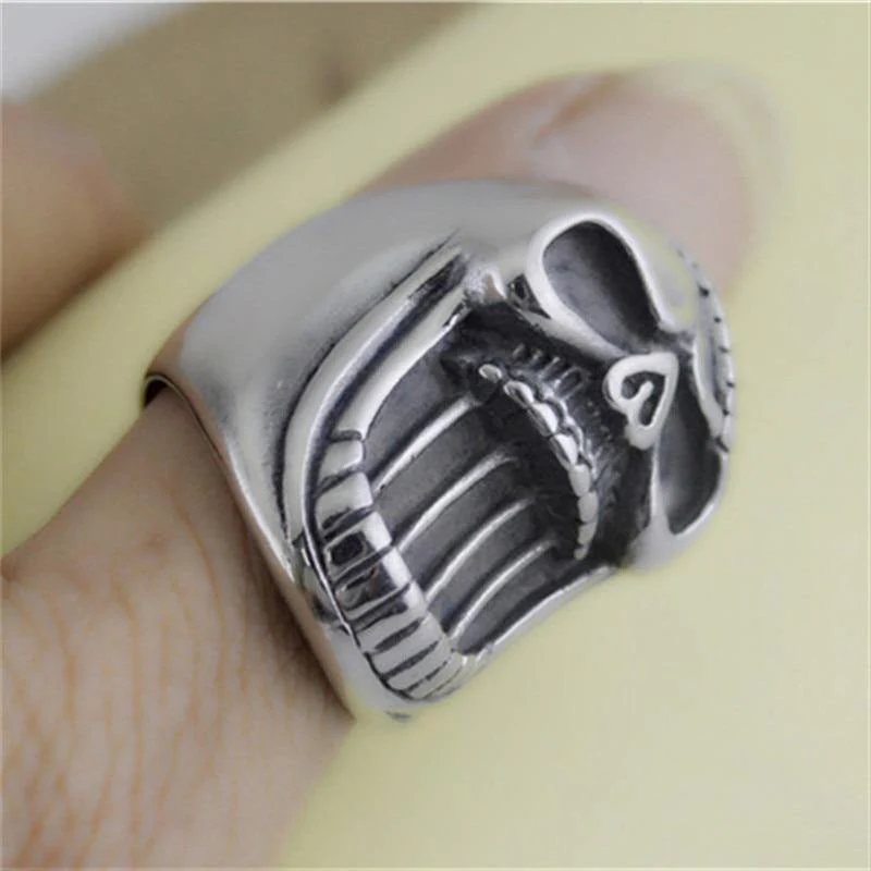 Cool Skull Unisex Ring Bottle Opener - Image 3