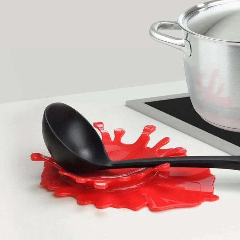 Splashing Tomato Sauce Spoon Holder