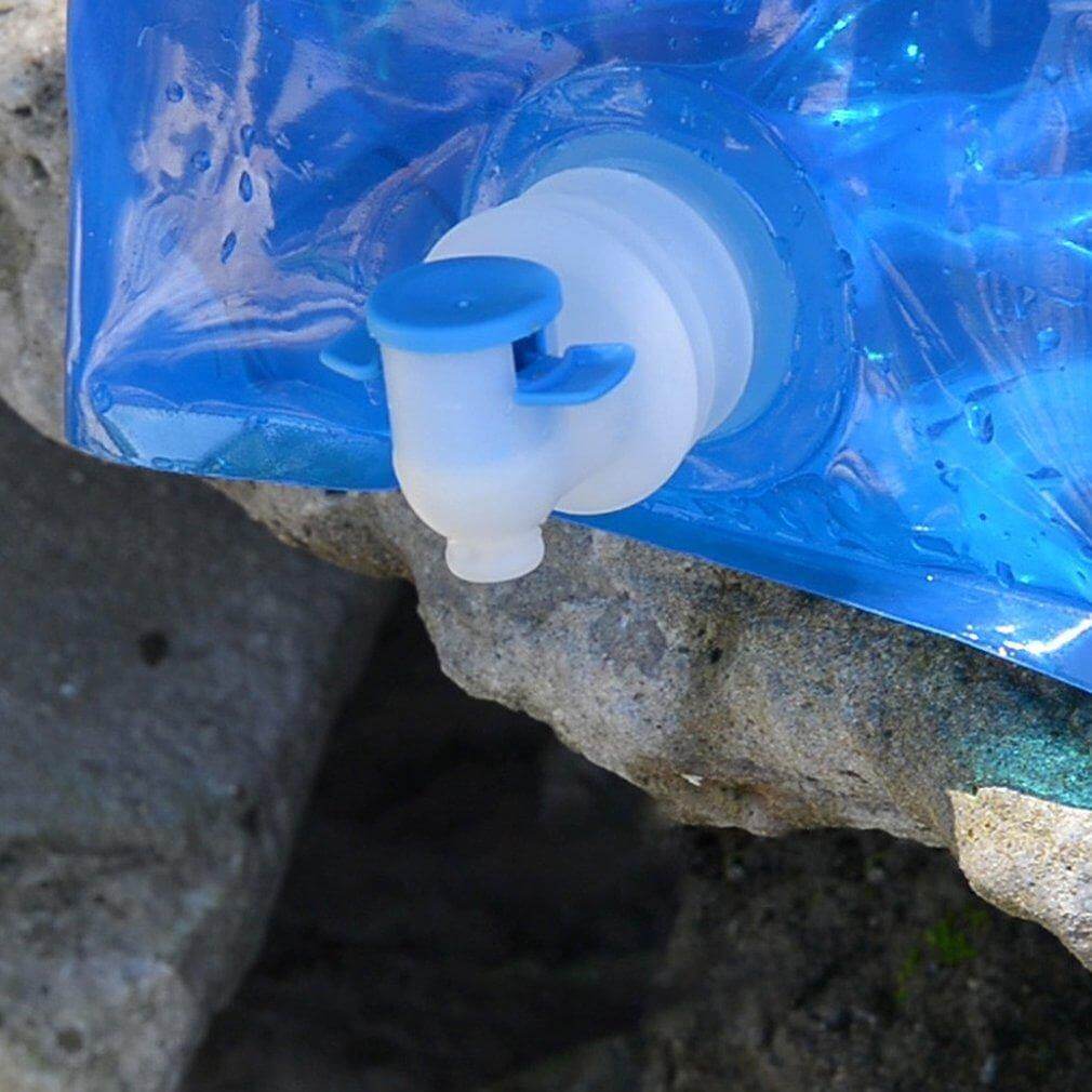 Foldable Outdoor Water Bag With Faucet - Image 3