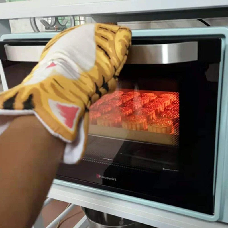 Cute Cat Paws Oven Mitts - Image 3