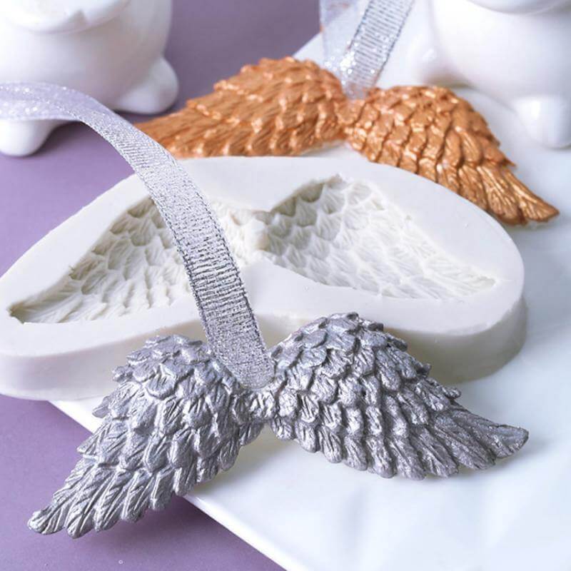 Angel Wings Silicone Baking Mold - Image 2