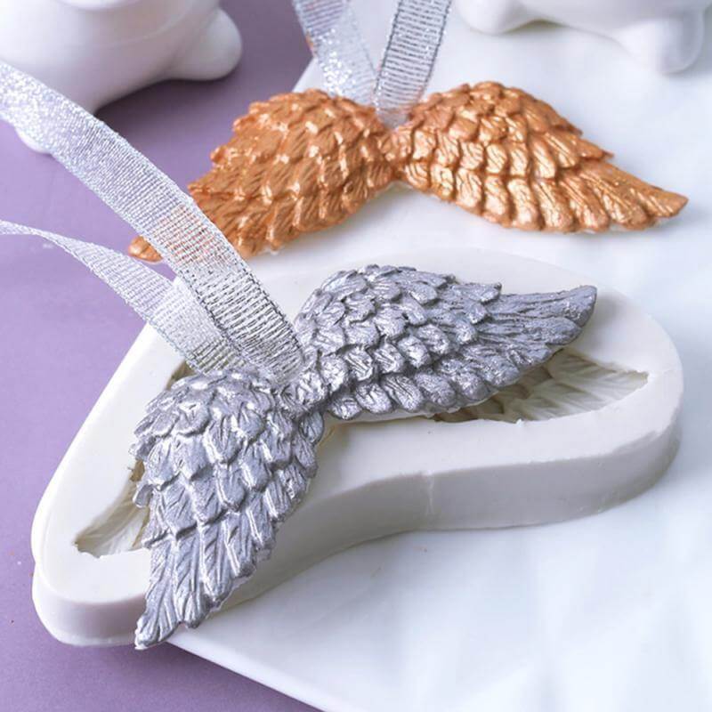 Angel Wings Silicone Baking Mold - Image 3