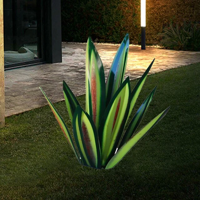 Metal Decorative Outdoor Cactus - Image 2