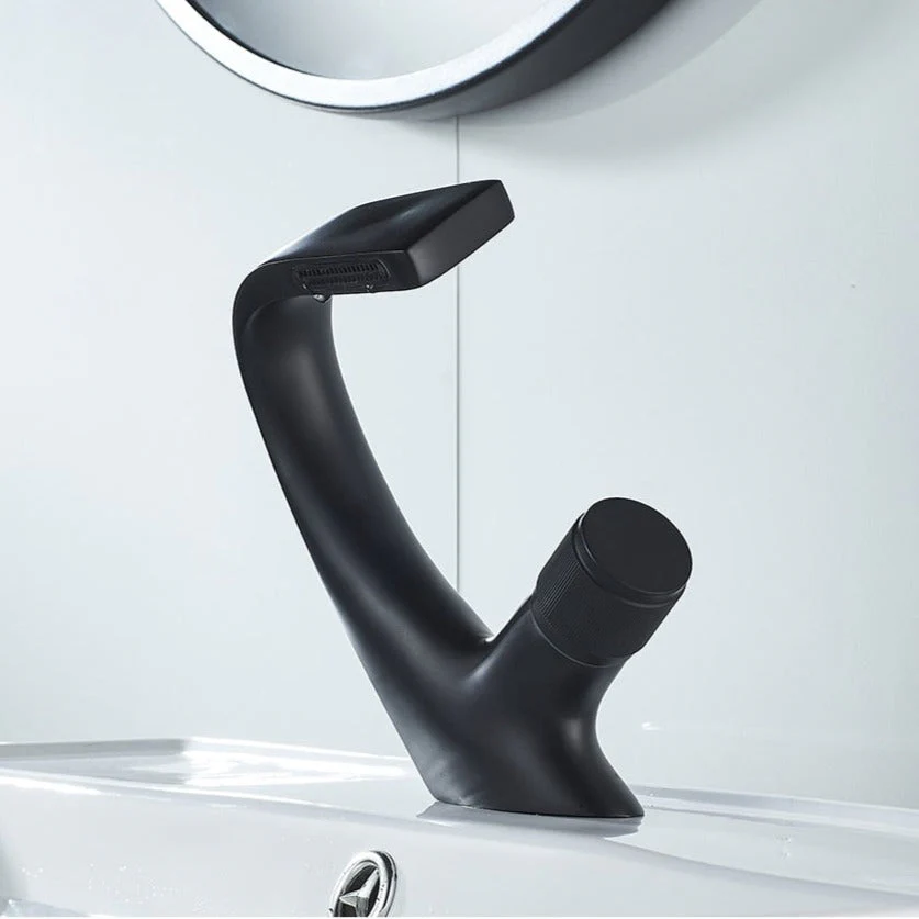 Creative Chrome Waterfall Elegant Faucet - Image 1