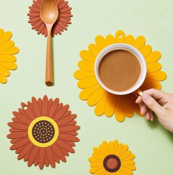 Multifunctional Sunflower Table Mat Coaster - Image 1