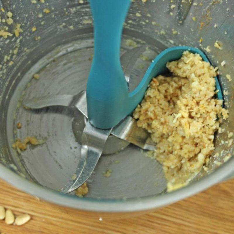 Rotating Blender Mixer Scooping Spatula - Image 3