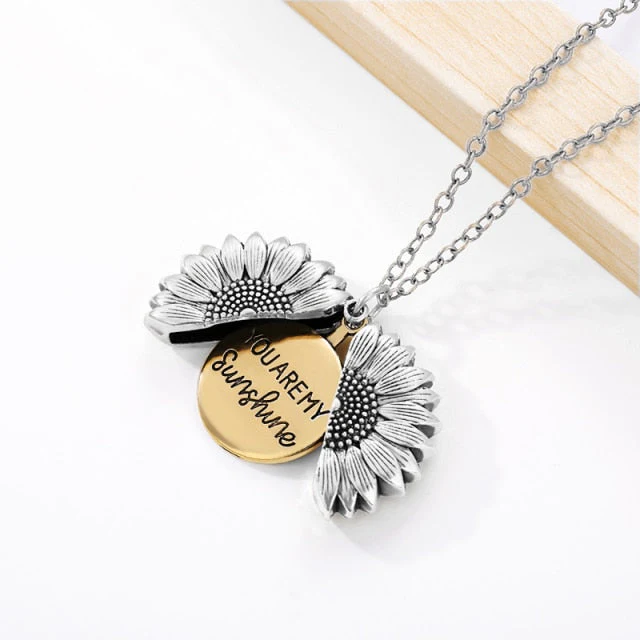 You Are My Sunshine Sunflower Creative Necklace - Image 3
