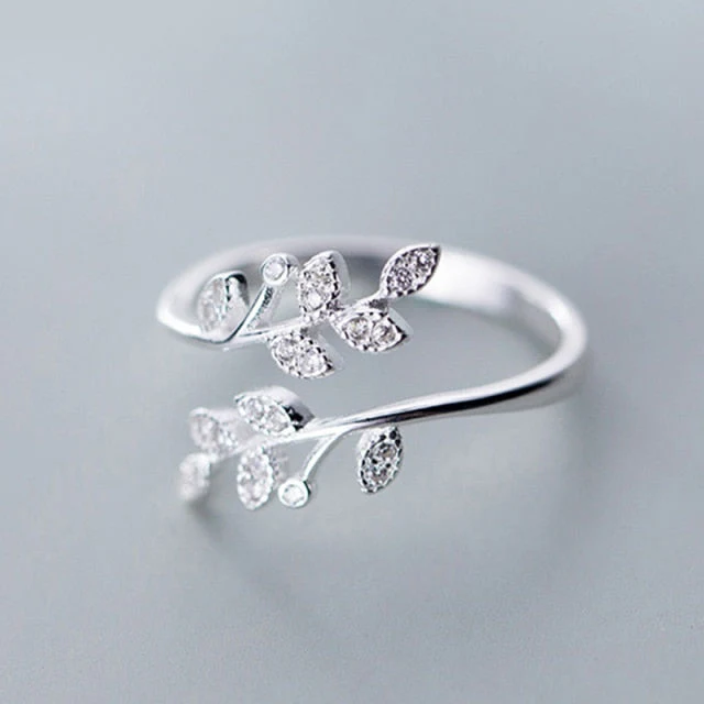 Unique Daisy Flower Ring - Image 2