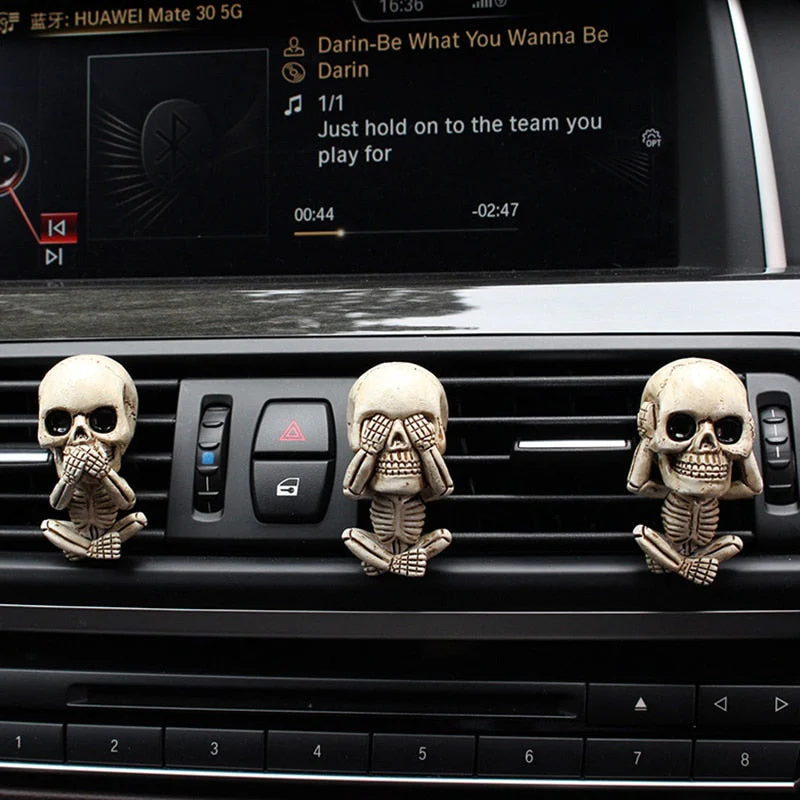 Evil Skull Car Vent Decoration - Image 2