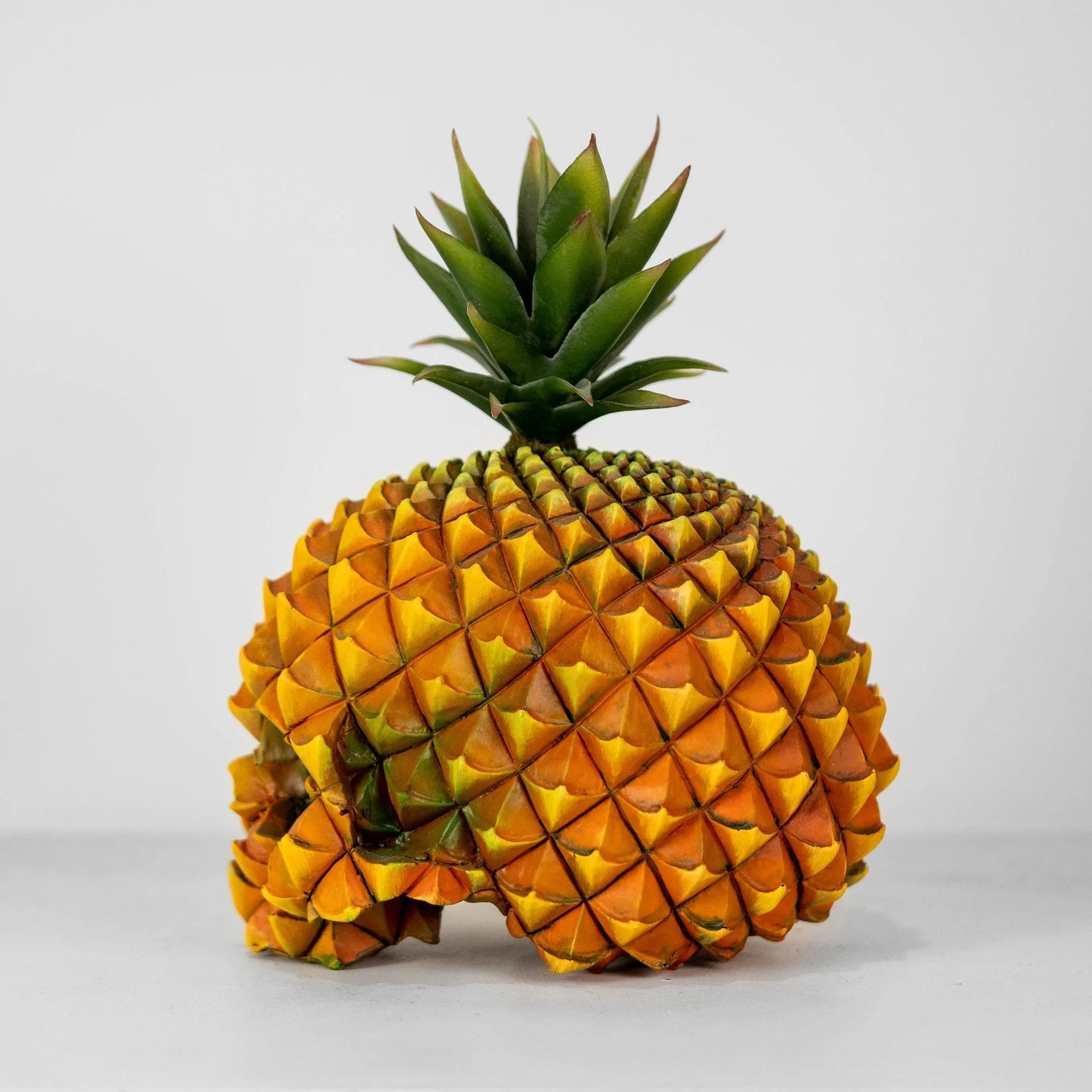 Creative Resin Gothic Pineapple Skull Statue - Image 3