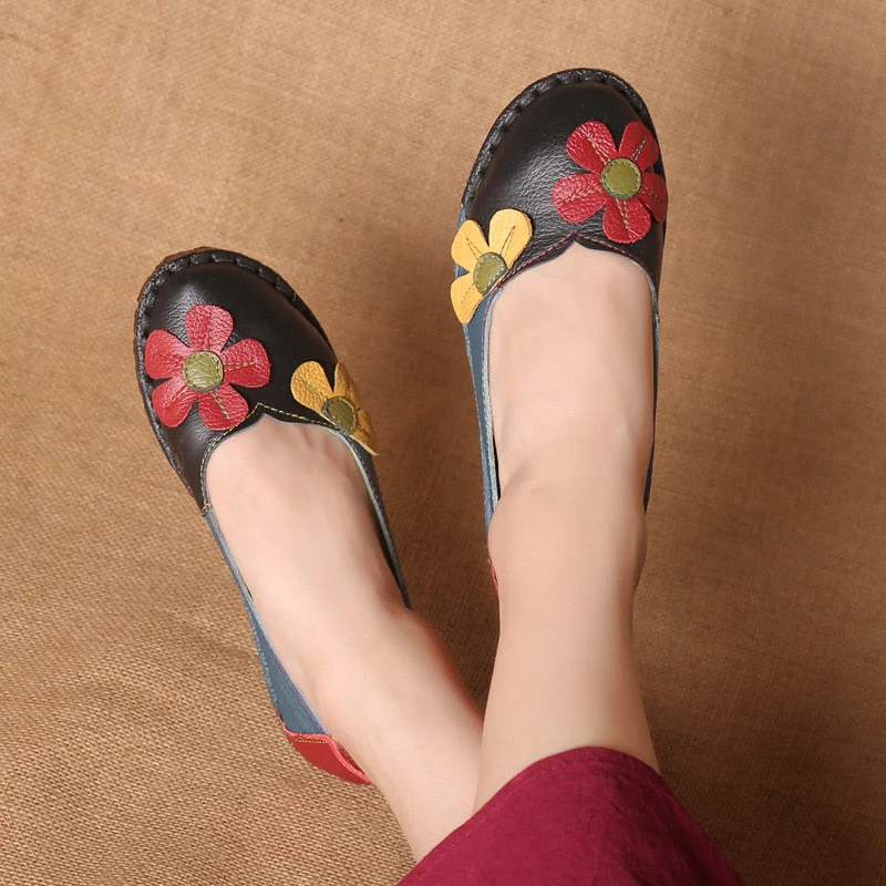 Flower Design Round Toe Mixed Color Flat Shoes - Image 3