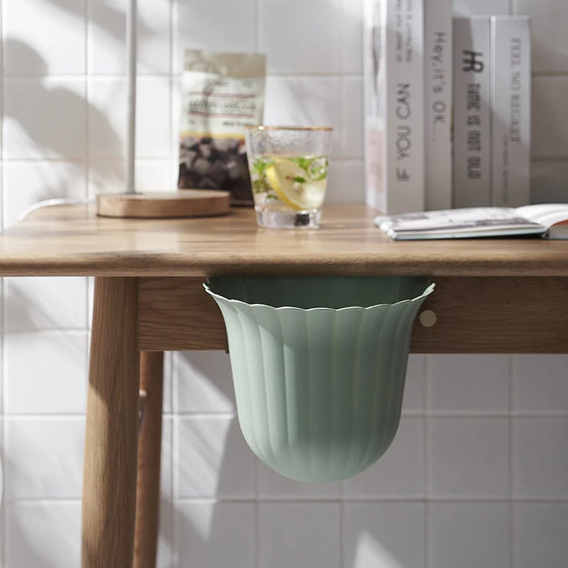 Nordic Flower Shape Hanging Trash Can - Image 1