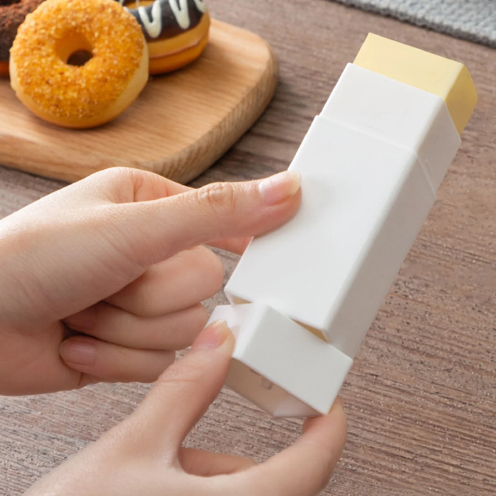 Creative Handy Butter Spreader Holder - Image 1