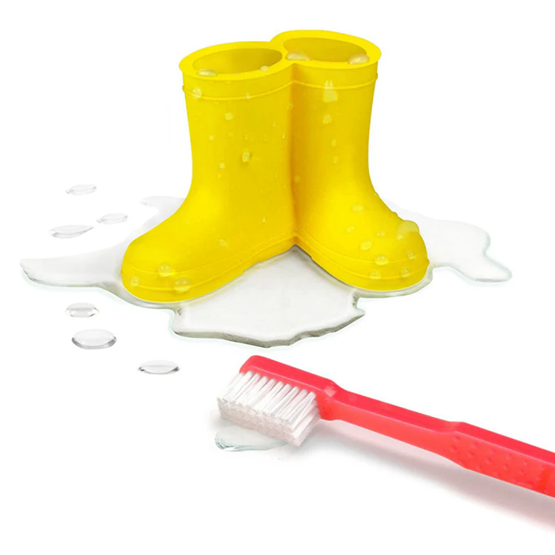 Mini Rain Boots Toothbrush Holder - Image 3