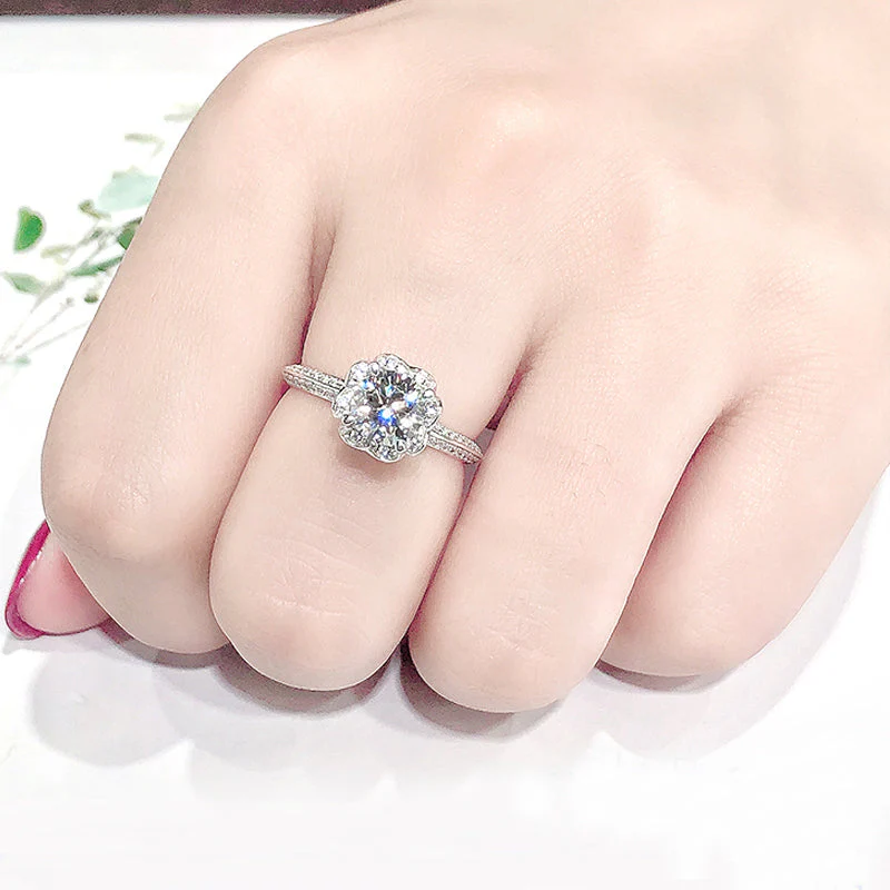 Elegant Luxury Handmade Silver Moissanite Women Ring - Image 2