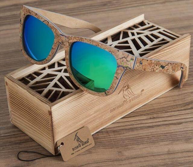 Polarized UV protection Wooden Bamboo Sunglasses for Men - Image 2