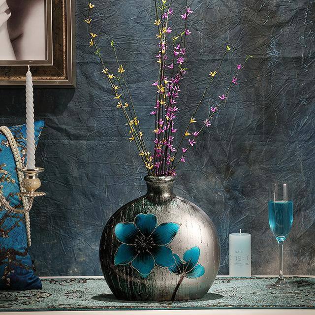 European Retro Minimalist Floral Flower Home Vase - Image 3