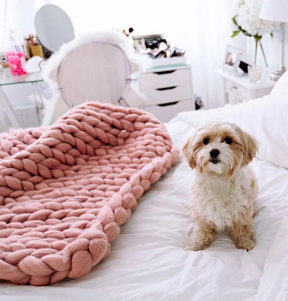 Thick Line Sofa Knitted Blanket - Image 3