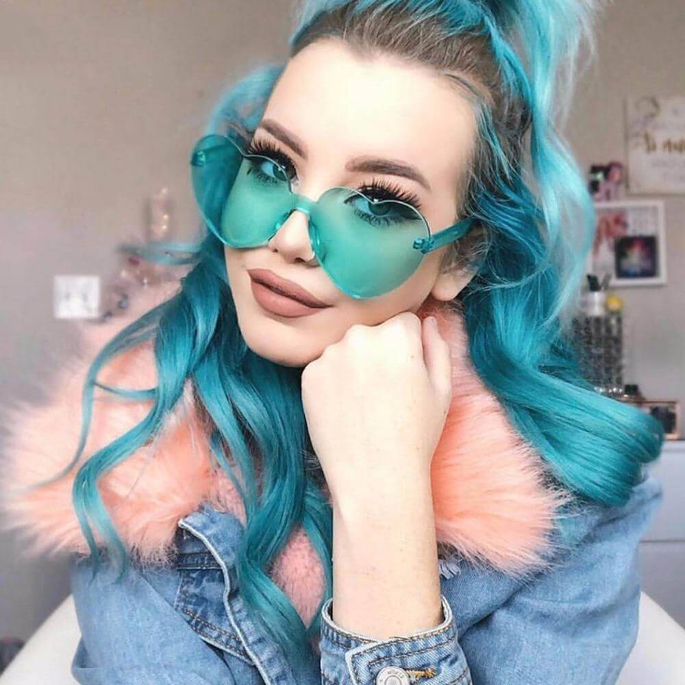 Love Heart Shape Sunglasses - Image 1
