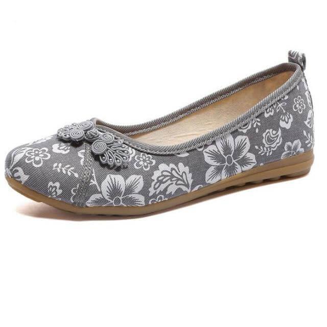 Vintage Ballerina Flat Shoes - Image 3